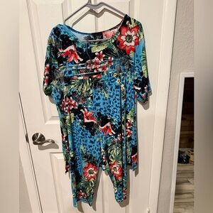 New Jostar Floral Women's 2 piece slinky Capri Set Sz L